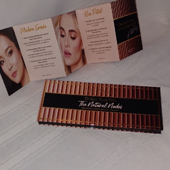 Too Faced Other - Too Faced Born This Way  Natural Nudes Eyeshadow Palette